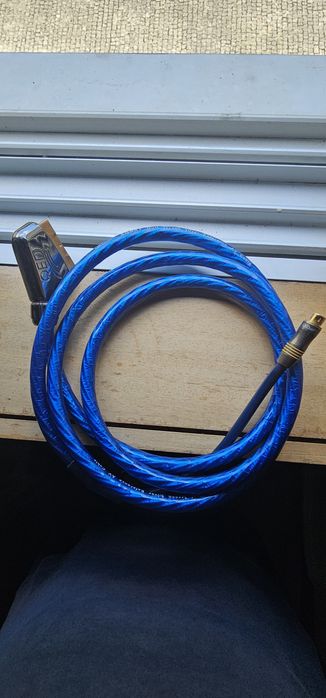 Qued Sqart (21-pin SCART – S-Video) 1.5 m64409244845313120