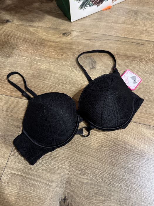 Бюстгалтер черный пуш ап 36 80В кореетирующий