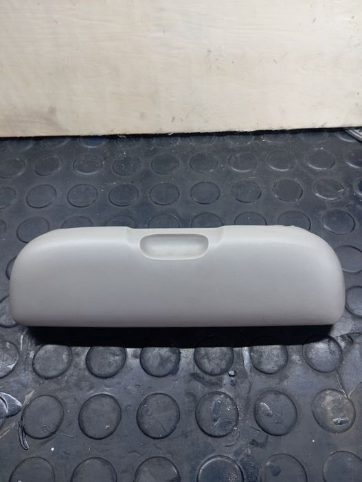 Renault Grand Scenic 2 II etui na okulary