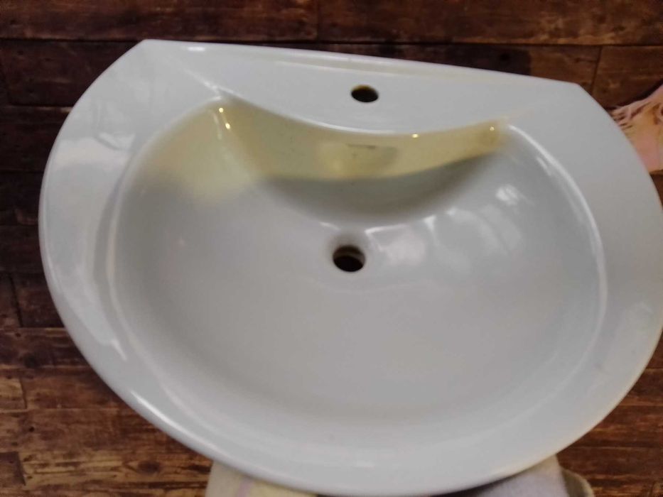 umywalka scienna ,umywalka