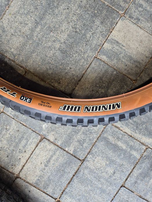 Opona rowerowa Maxxis Minion DHF lub DHR 2,6x29