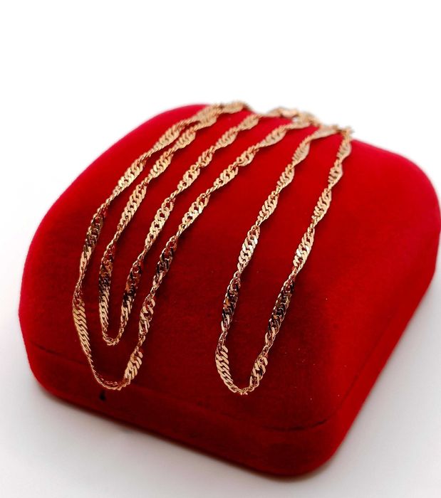 Złoty łańcuszek kręcony Singapur Pr.585 W:2,31gr 49,5cm