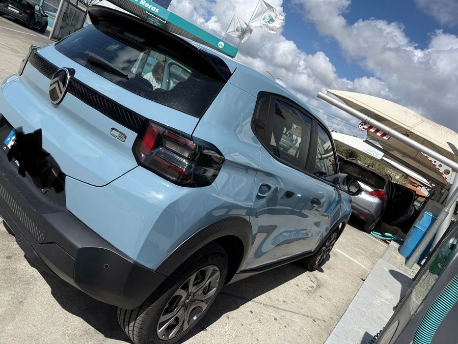 Carro como novo poucos quilometros e com pouco uso nao aceito retomas
