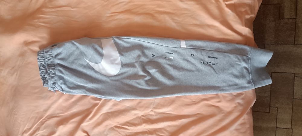 Штани nike swoosh