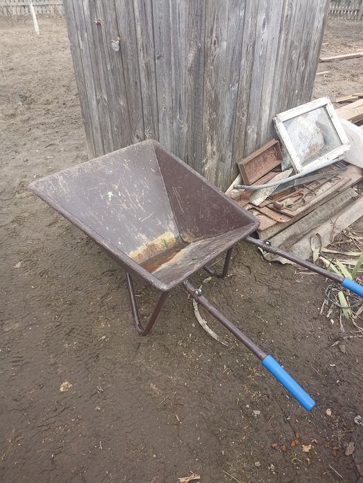 Продам тачку часів СССР...