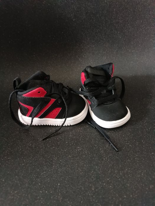 Дитячі кросівки оригінал