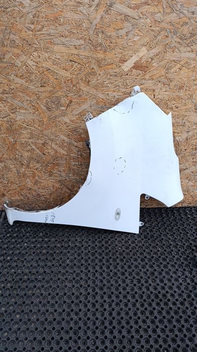 Nissan Nv200 Błotnik Przód Lewy Qm1