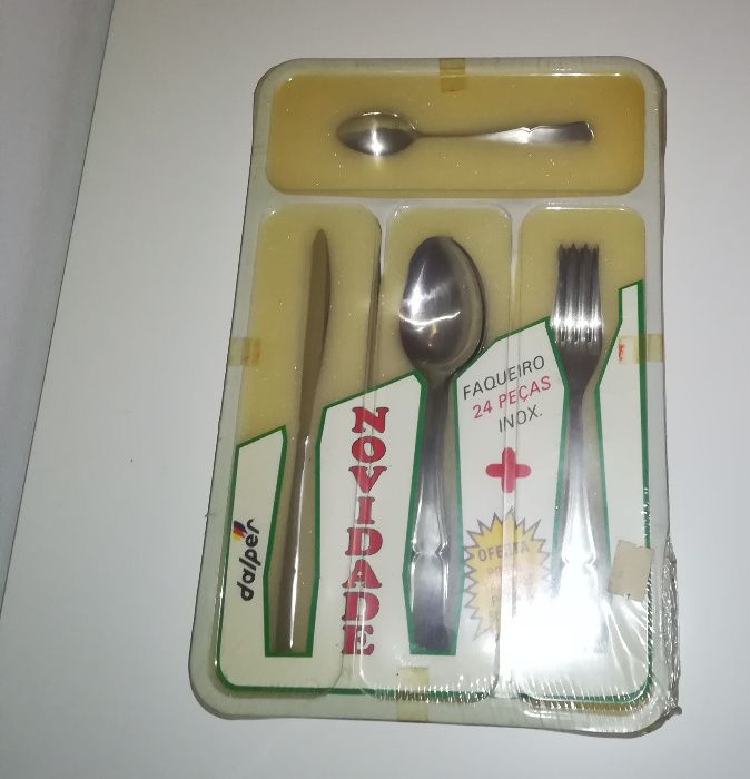festas - Faqueiro NOVO + Tabuleiro talheres faca garfo colher PORTUGAL
