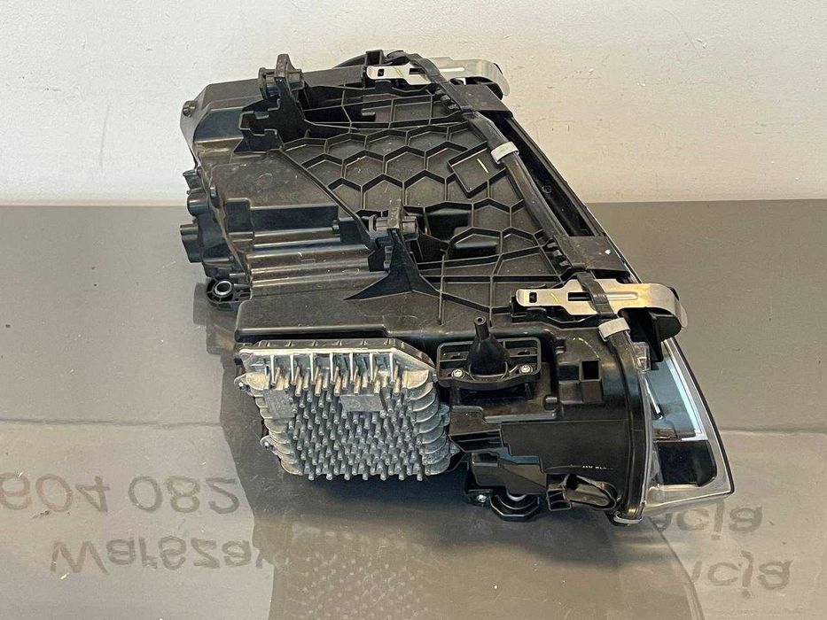 Prawa Lampa Reflektor BMW X3 G01 X4 G02 Adaptive Led USA