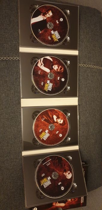 Serial Twarzą w twarz sezon 1 dvd x4