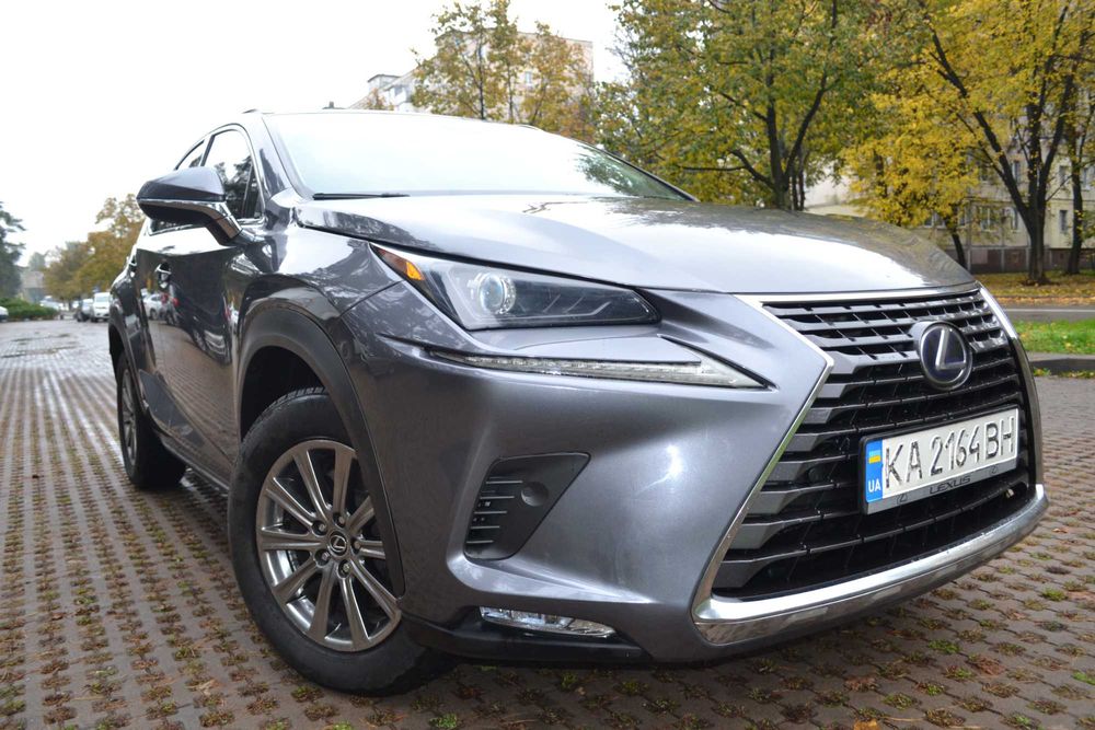 Lexus nx 300h 2018 Відмінний стан