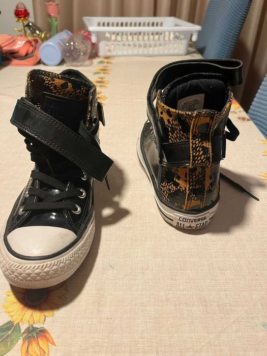 Sapatilha-bota All Star em pele nº 36,5