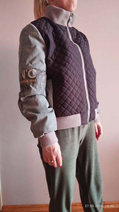 Куртка жіноча  COSTUME NATIONAL курточка демісезонна Куртка демисезонн