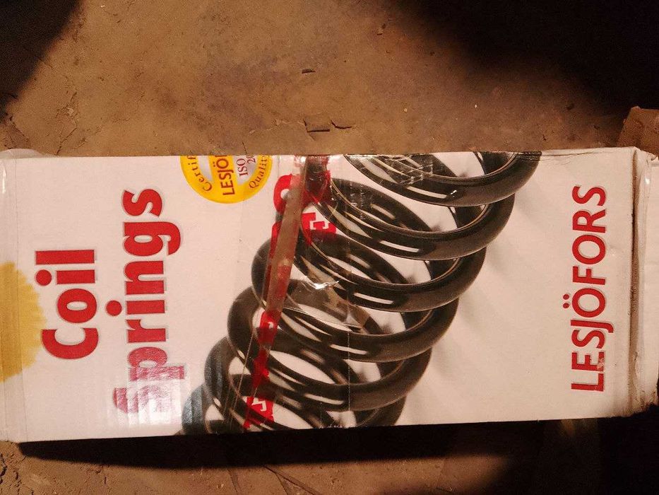 Пружина подвески OPEL 426­3408 Lesjöfors