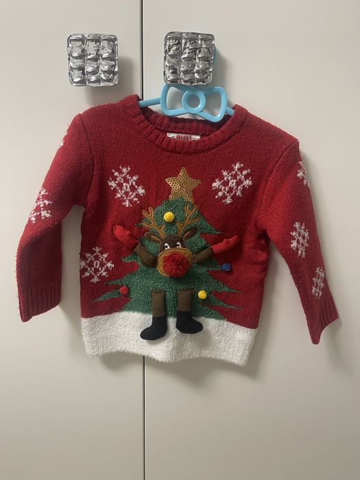 Новорічна кофта з ялинкою
