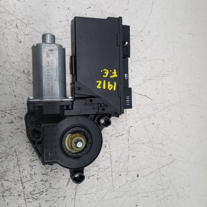 Motor de vidro frente esquerdo - SEAT EXEO ST (3R5) | 09 - 13