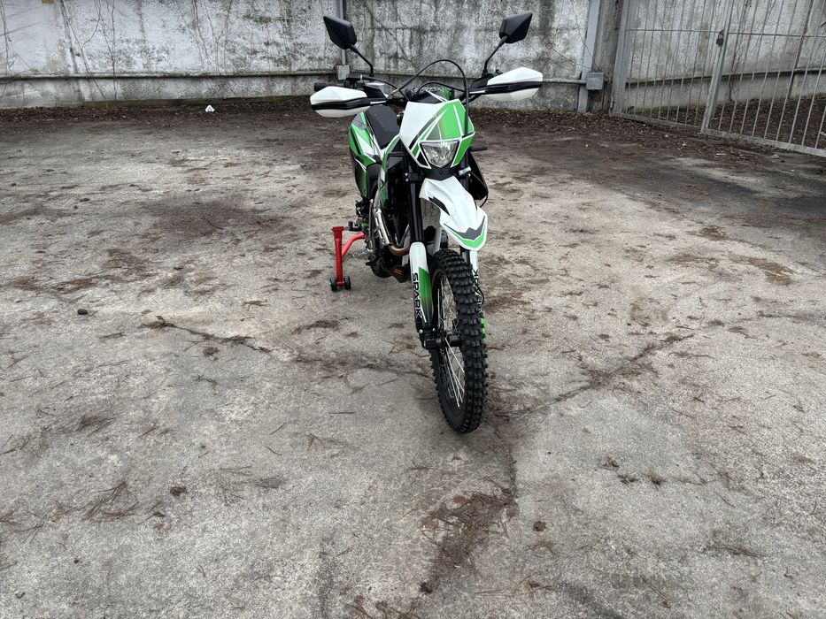Мотоцикл Spark sp250p-1