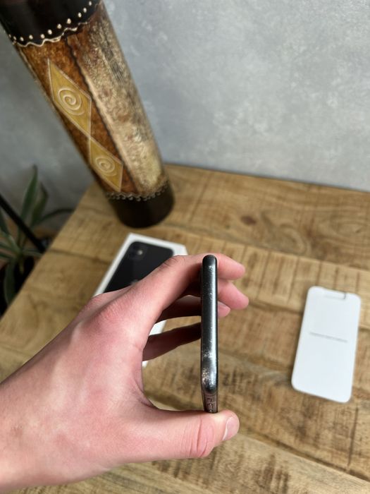 Iphone 11 z pudełkiem