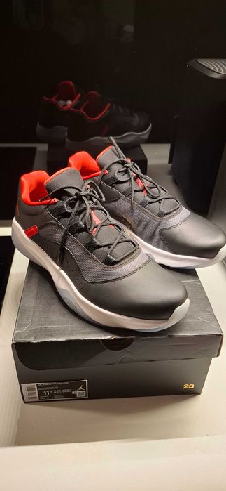 Nike Air Jordan 11 CMFT LOW