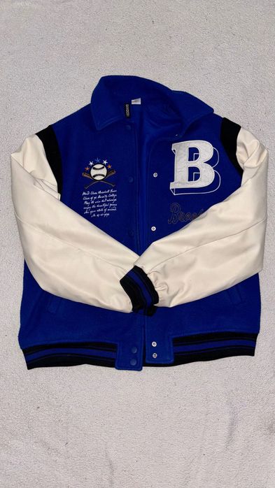 Casaco estilo baseball