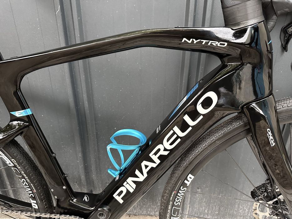 Електровелосипед шосейний Pinarello Nytro E5 2025 року