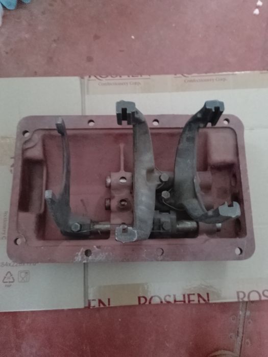 Кришка коробки ЗІЛ 130