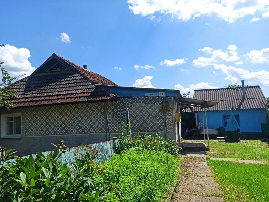 Продається затишний житловий будинок