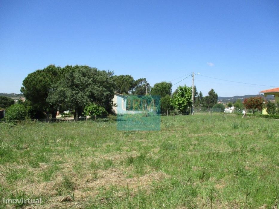 TERRENO para construção (Moradia até 300m2) — São Pedro de Tomar, Santarém