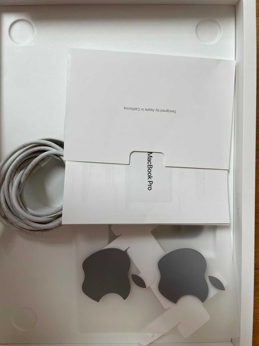 MacBook Pro (13 polegadas, M2, 2022)