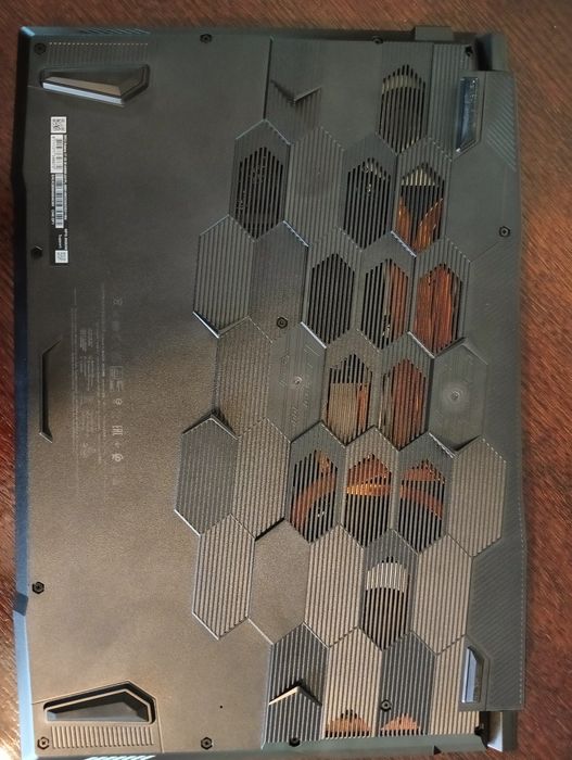 MSI Katana i9 32GB 1TB RTX 5070 DLSS5 17,3 IPS 240hz Win11