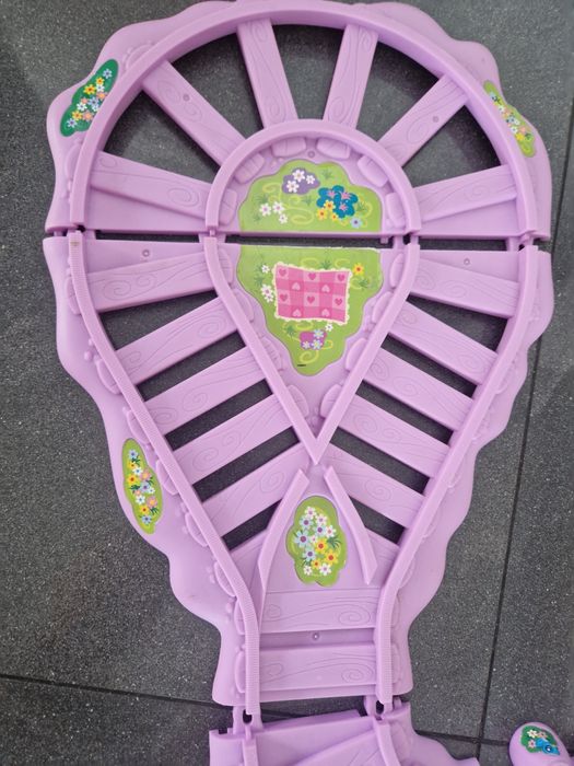 Kolejka pociąg na baterie