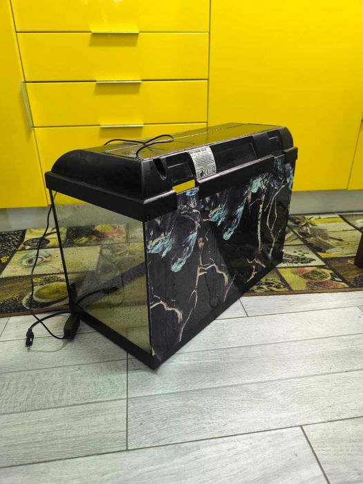 Aquário C/tampa e Luz Led