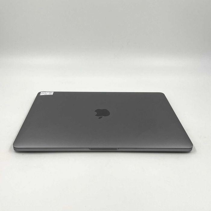 690$ MacBook Pro 13" 2020 MYD92 M1 / 8 GB / 512gb SSD