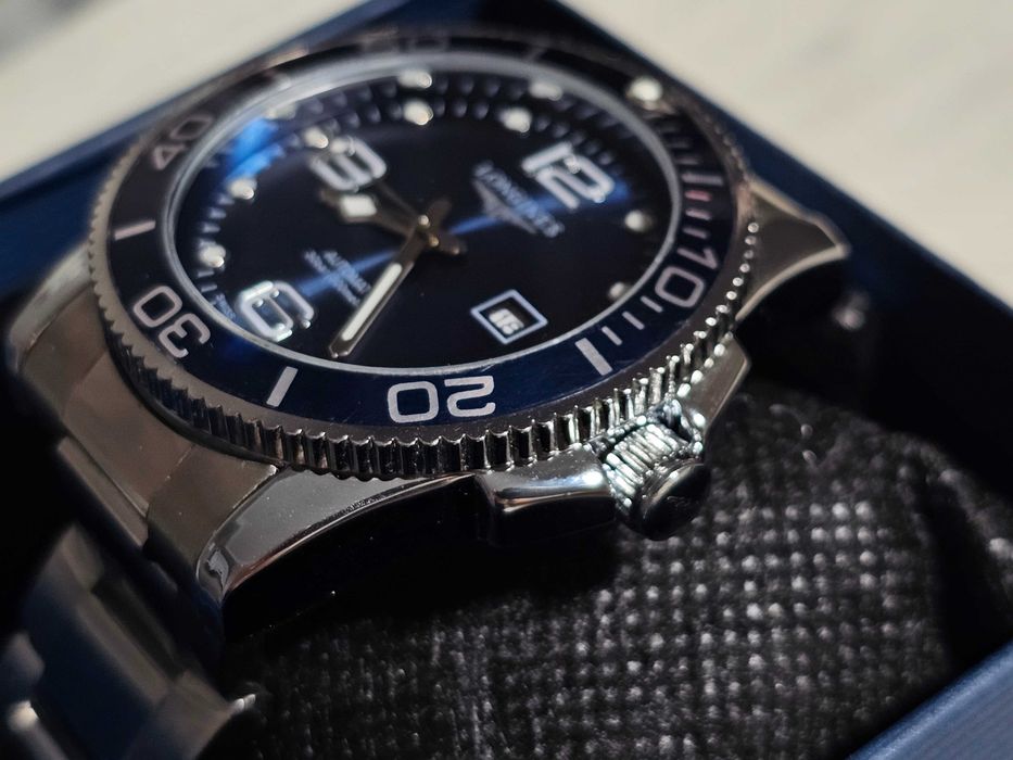 Часы Longines HydroConquest