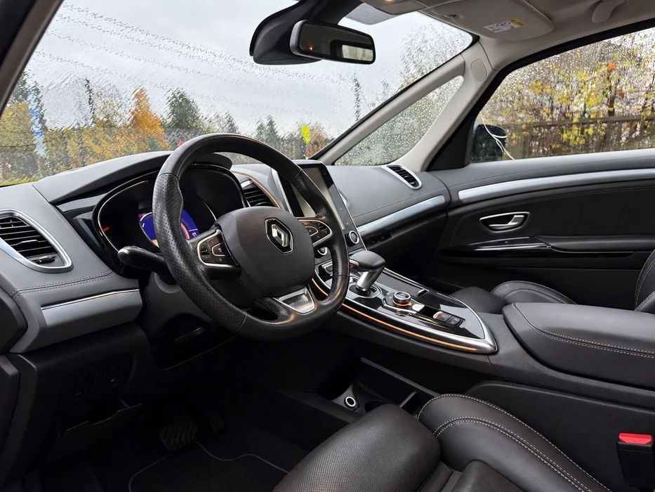 Renault Espace Renault Espace Initiale Paris | 2.0 D | 4Control | 7 osob  |  VAT 23 %