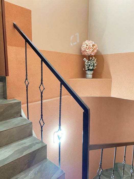 Продам большую1кв(евродвушка)в центре с капремонтом ул.Гольдберговская