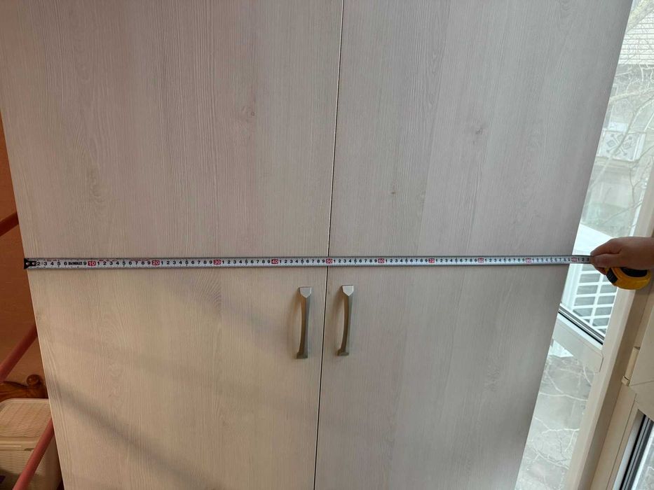 Шкаф з ДСП на замовлення 1000х1000х2100