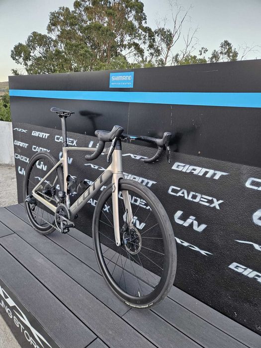 Scott Addict RC 10 com SRAM FORCE AXS