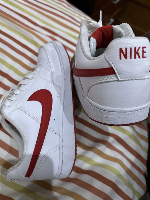 Tenis da nike vermelho e branco