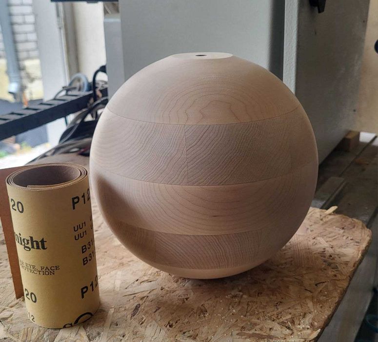 Власне виробництво виконуємо токарні роботи по обробці ДЕРЕВИНИ