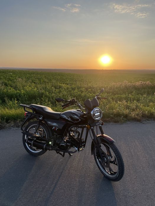 Mustang fit 125 в гарному стані