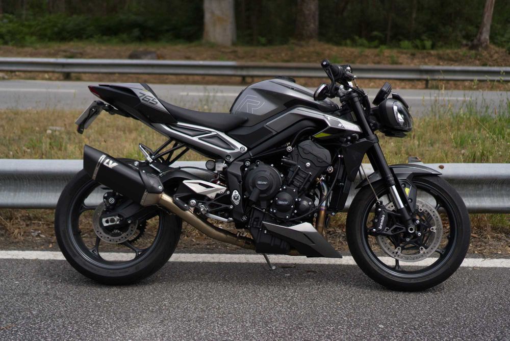 2023 Triumph Street Triple 765 R