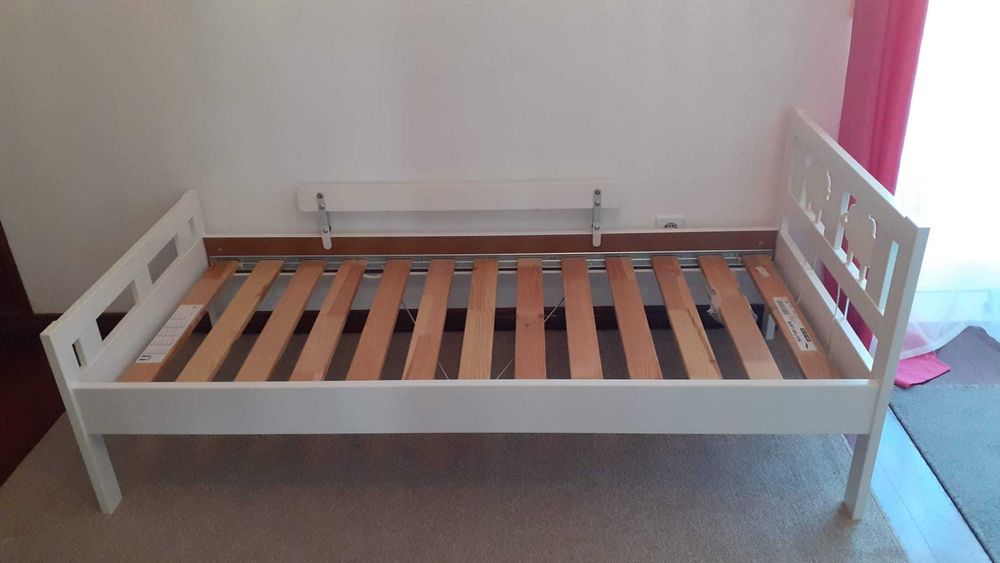Cama criança 70x160cm com estrado e colchão espuma