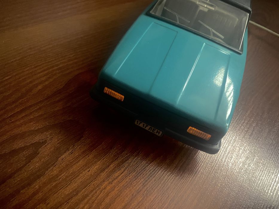 Stara zabawka samochod na kabel zsrr cccp prl