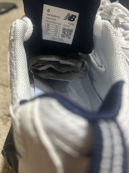 Sapatilhas novas New Balance 530