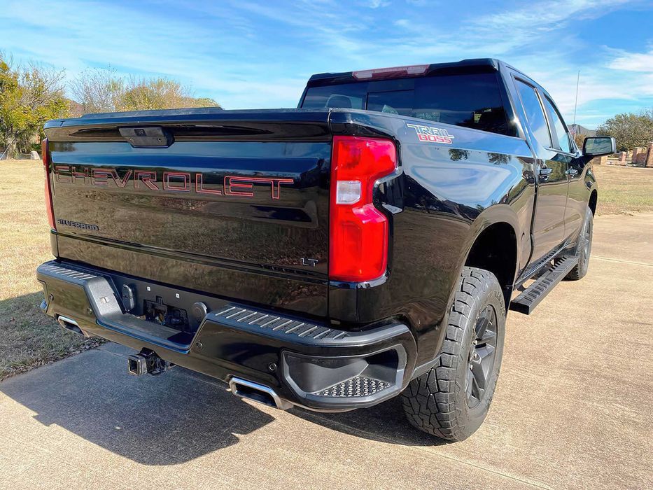 Chevrolet Silverado 1500      2021