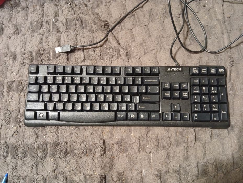 Клавиатура TECH!