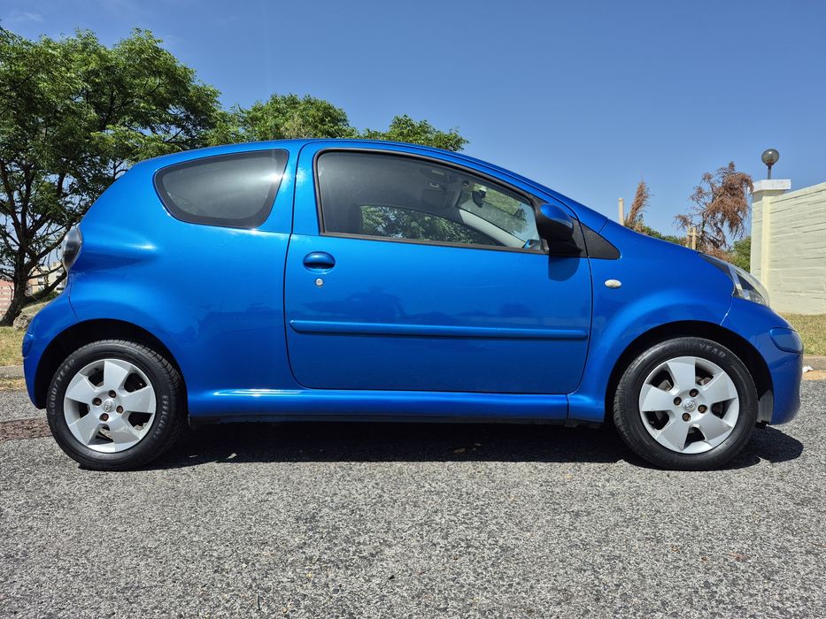 TOYOTA AYGO 1.0 - 142.000kms