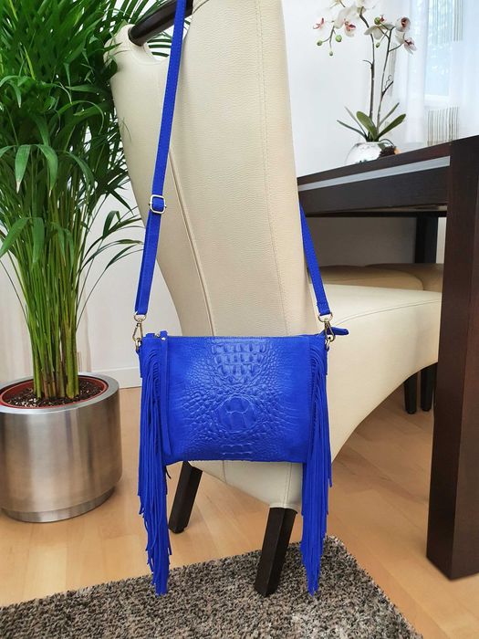 VERA PELLE torebka zamszowa listonoszka z frędzlami V001 chabrowa