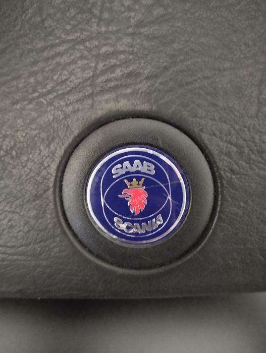 Volante Saab 900 Aero